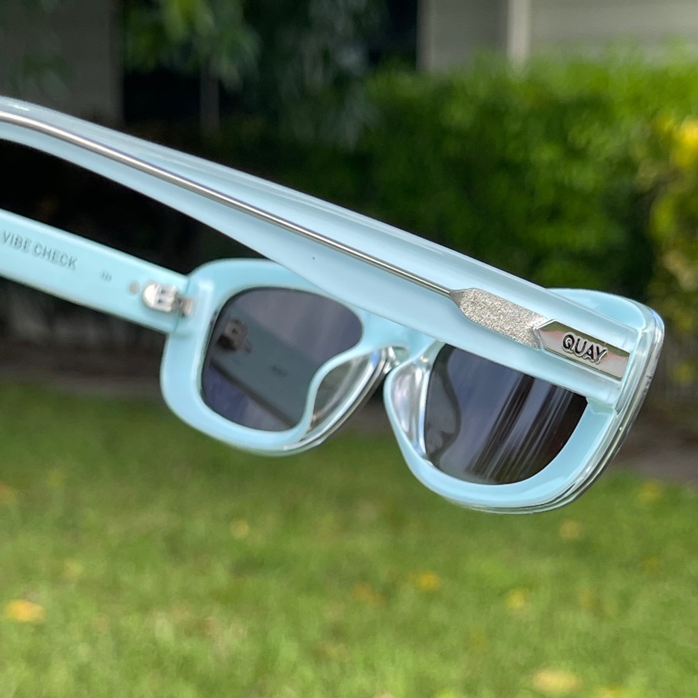 QUAY AUSTRALIA Vibe Check Sunglasses In Mint 62-13-145 - Picture 10 of 16